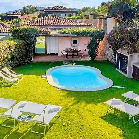 Casa Maestrale 6, Emma Villa Palau