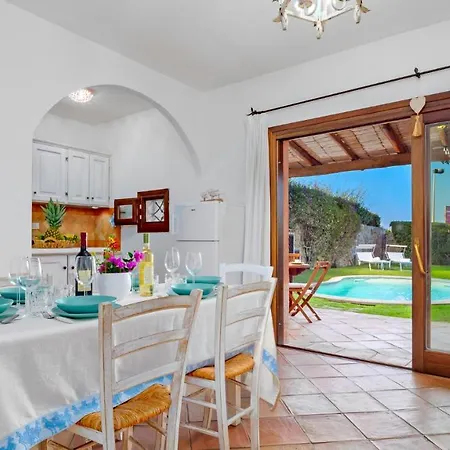 Casa Maestrale 6, Emma فيلة *