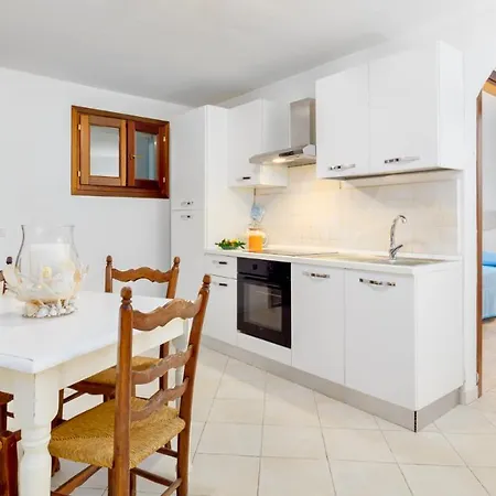 Casa Maestrale 6, Emma * بالاو