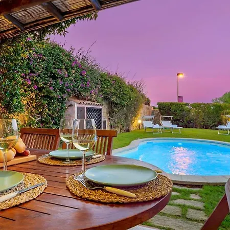 Casa Maestrale 6, Emma *