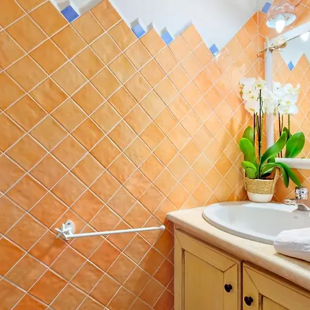 Casa Maestrale 6, Emma * بالاو