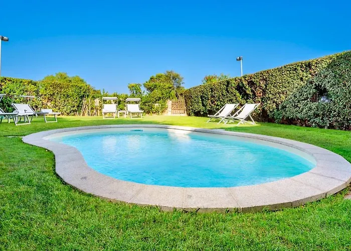 Casa Maestrale 6, Emma Villa Palau